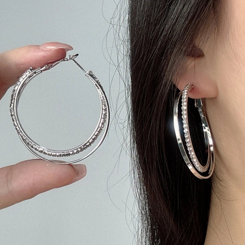 New Trend Women's Hoop Earrings Rhinestone Twisted Circle