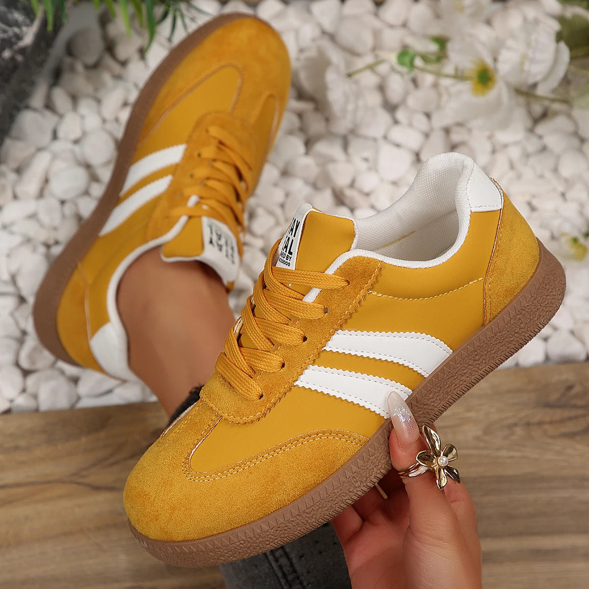 2026 New Sneakers Women Casual Patchwork Designer Shoes Sneakers Women Outdoor Casual Comfortable Ladies Shoe