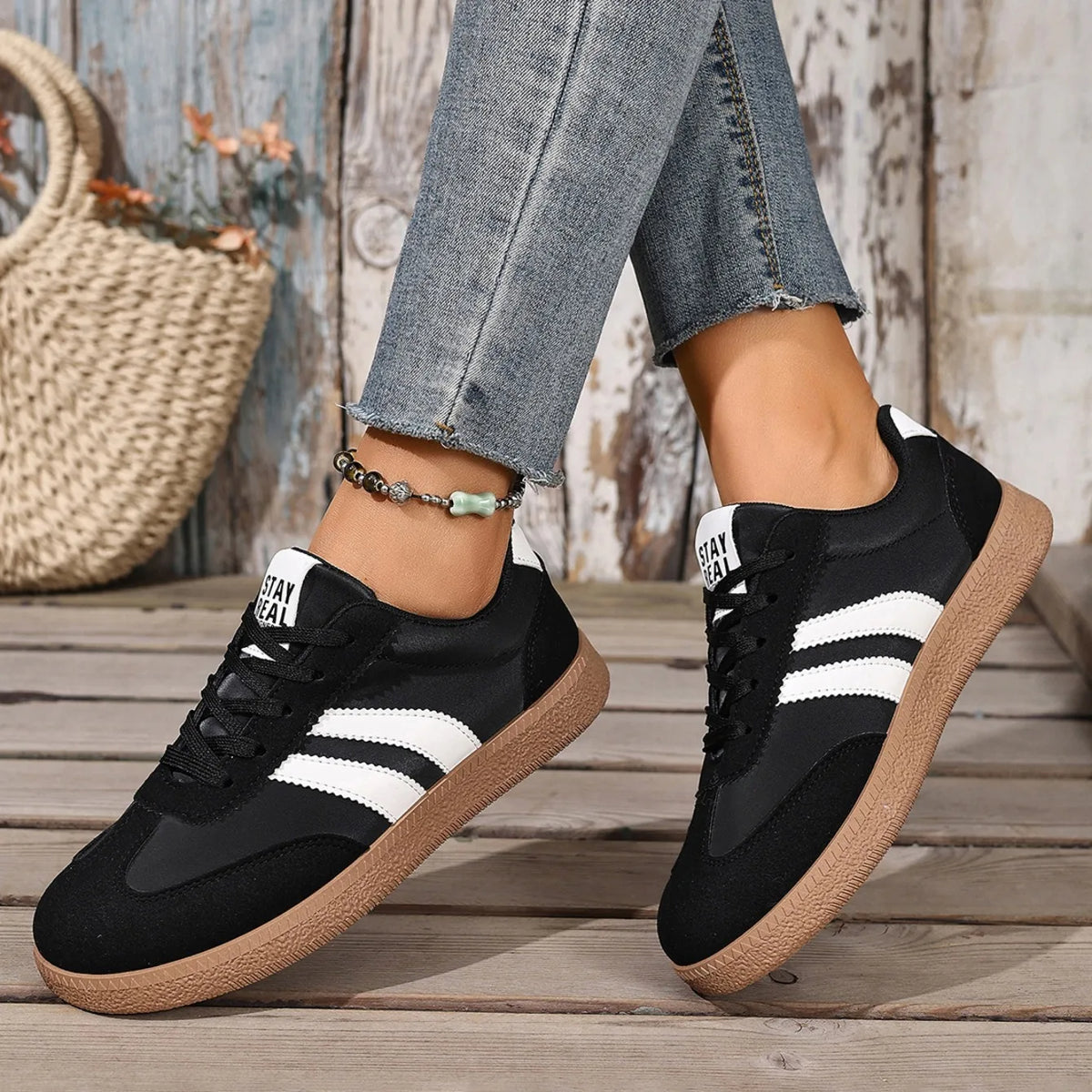 2026 New Sneakers Women Casual Patchwork Designer Shoes Sneakers Women Outdoor Casual Comfortable Ladies Shoe