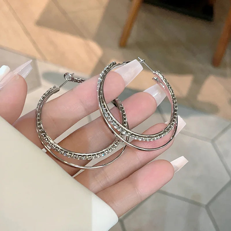 New Trend Women's Hoop Earrings Rhinestone Twisted Circle