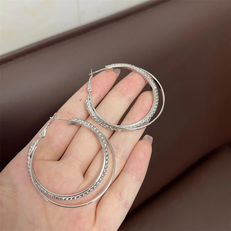 New Trend Women's Hoop Earrings Rhinestone Twisted Circle