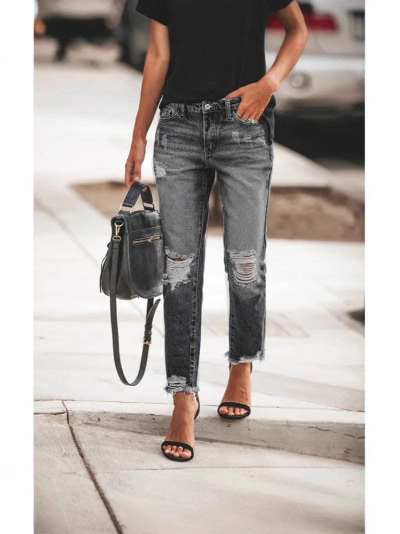 Washed Ripped Straight-leg Jeans. Four Seasons New Fashionable, Personalized, Casual and Comfortable 9-inch Jeans for Ladies